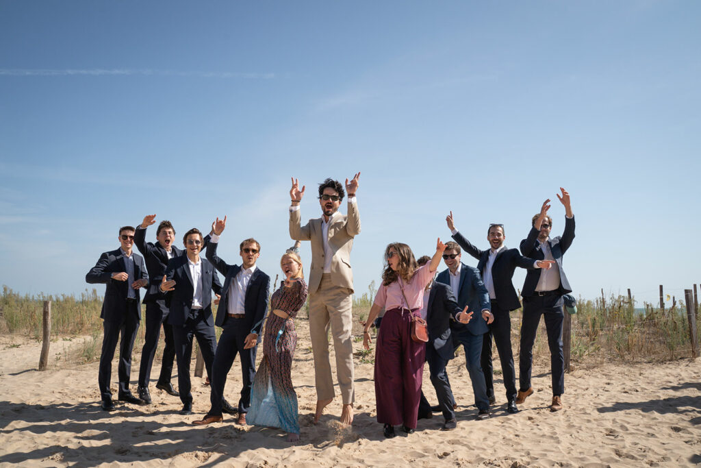 photographe mariage ile de re ceremonie plage lumiere naturelle vent